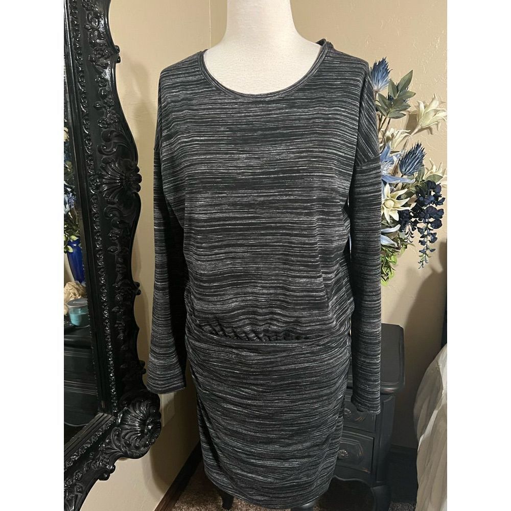 Athleta Long Sleeve Knit Empire Dress, Casual Dress Size Medium